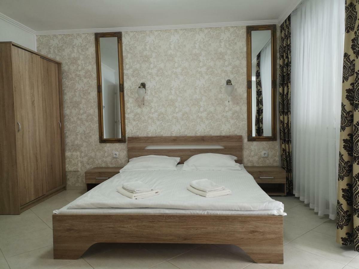 Ferienwohnung Panzio Status Hajdúszoboszló Exterior foto